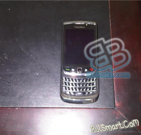 BlackBerry - вертикальный слайдер,первое фото