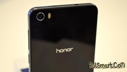 Huawei Honor 6 Plus     16 