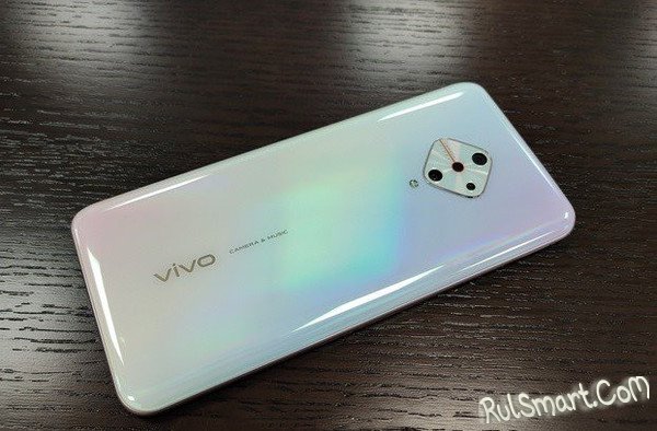 Vivo V17: -      Xiaomi