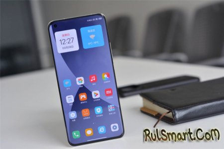 Xiaomi 12:   -  Snapdragon 898