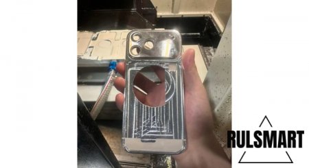 Apple     iPhone 17